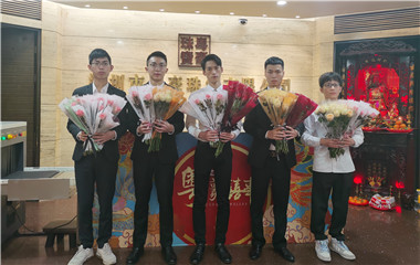 尊龙凯时·(中国集团)人生就是搏!